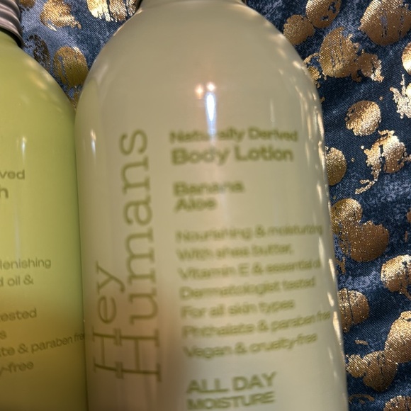 Hey Humans Naturally Derived Body Wash & lotion Banana Aloe Vegan/Cruelty free - Picture 3 of 8